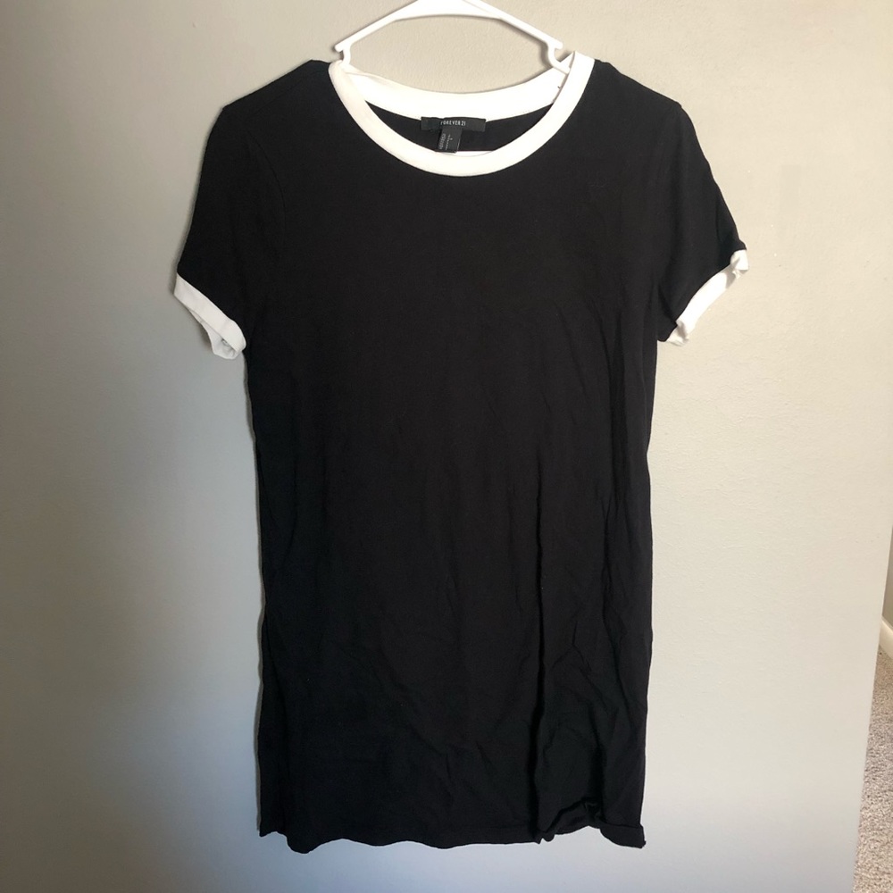 ✨2 for 10 sale✨ black T-shirt dress